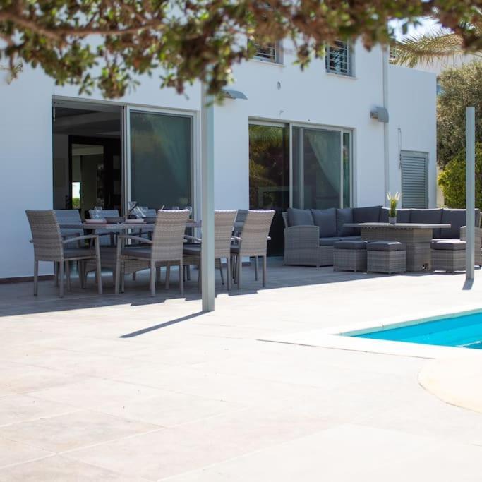 לרנקה Villa Artemis מראה חיצוני תמונה